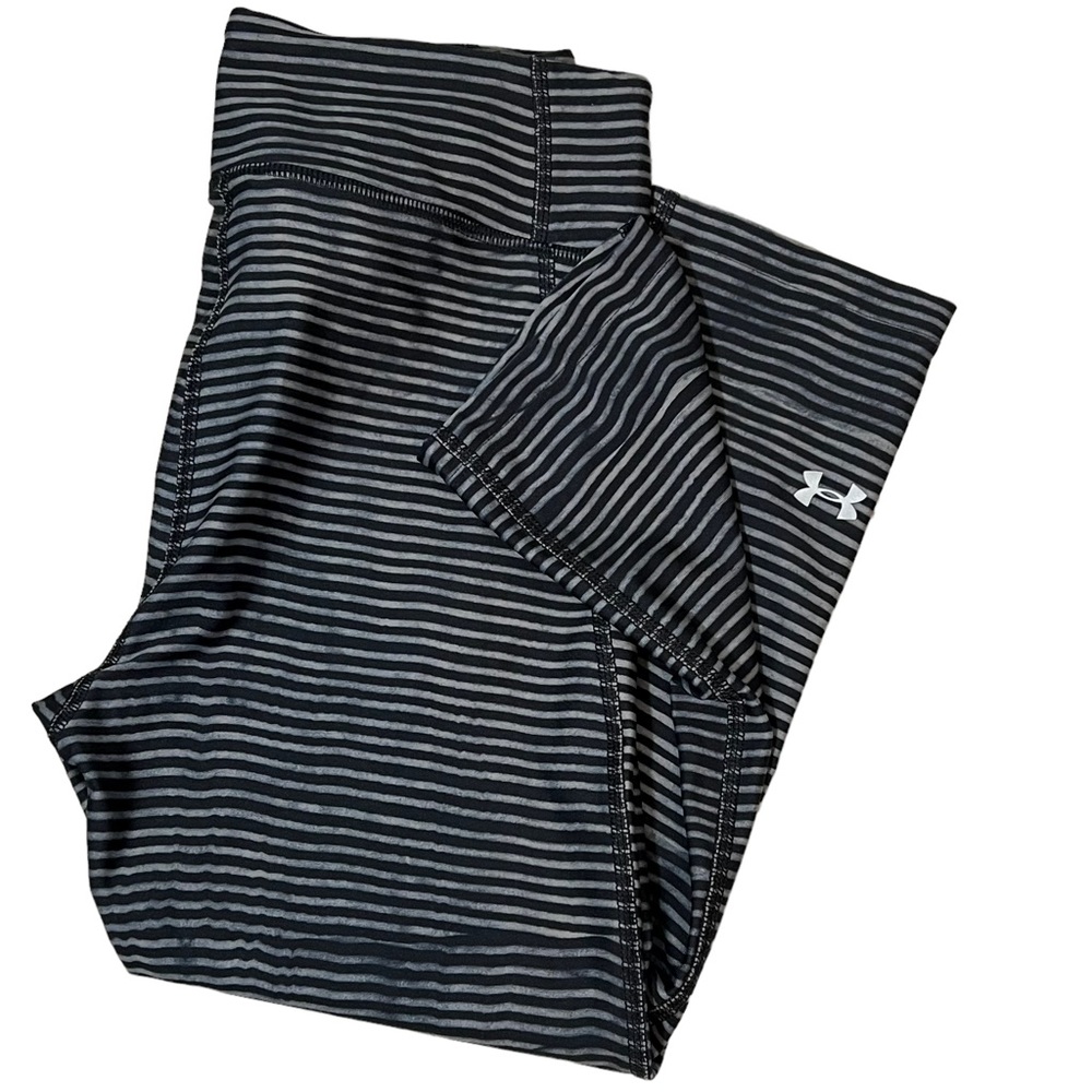Under Armour compression capri size small